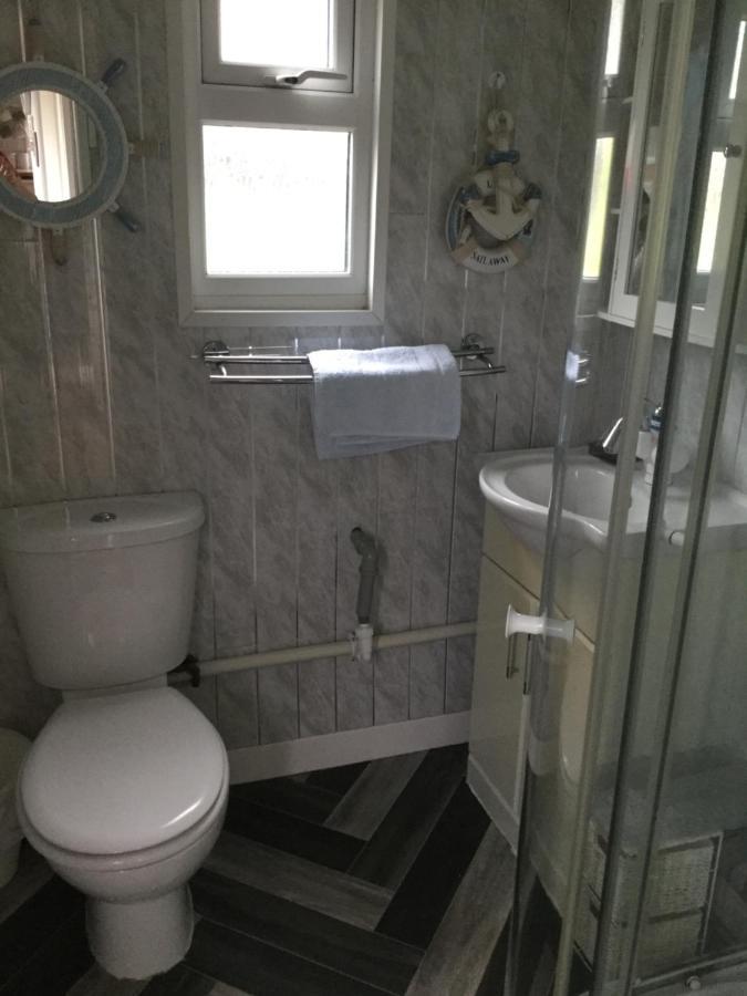 Chalet 93 Villa อาเบอรีสวิท ภายนอก รูปภาพ